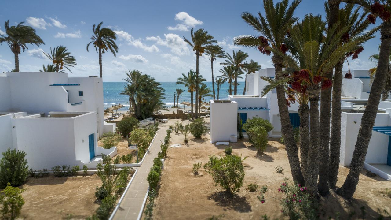 Hari Club Beach Resort Aghir Luaran gambar