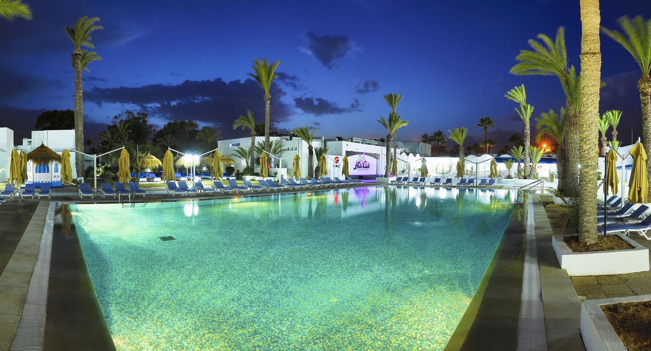 Hari Club Beach Resort Aghir Luaran gambar